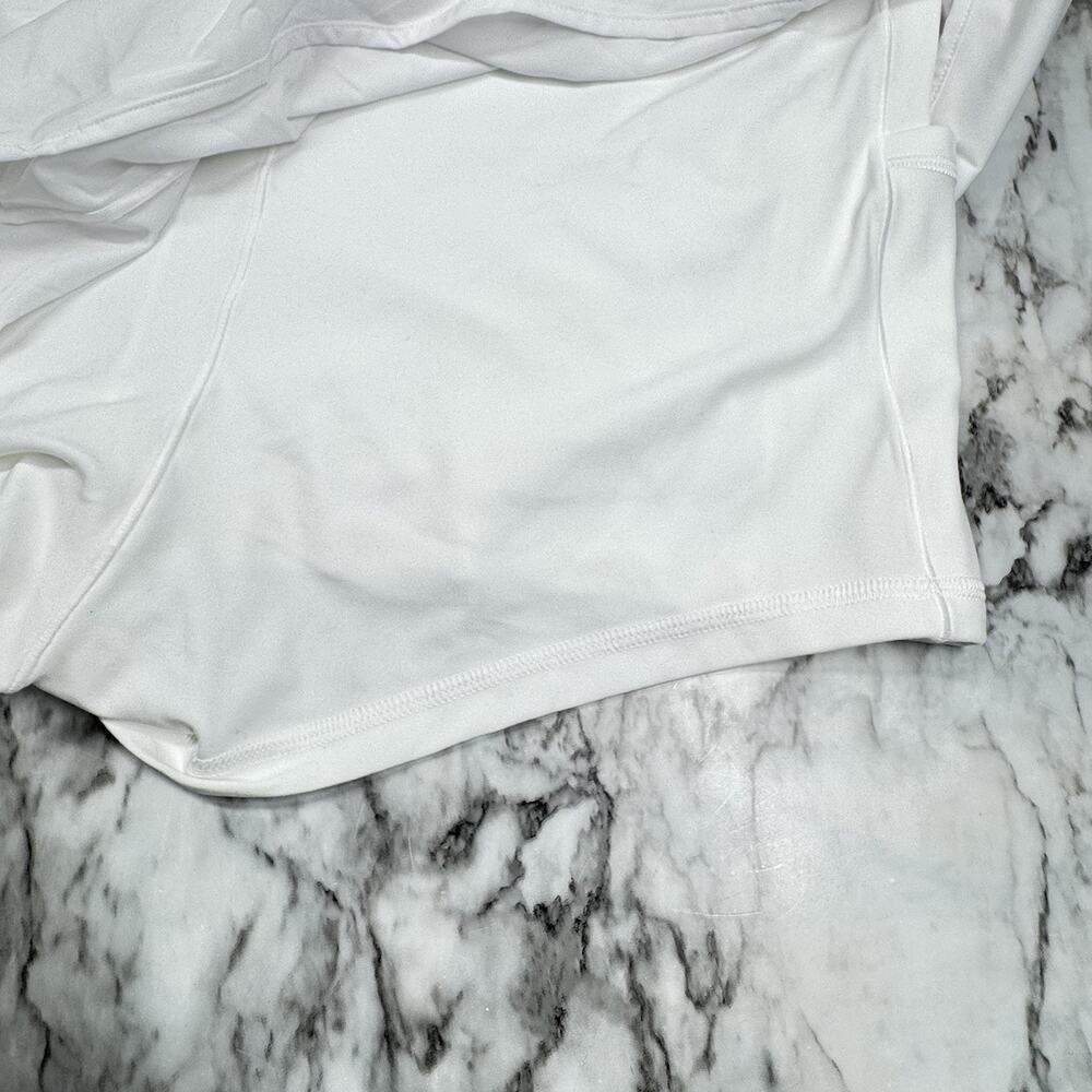 OFFLINE By Aerie 2" Hot Stuff Shorts Low Rise White 2 in 1 Size XXL Pockets - Picture 6 of 11